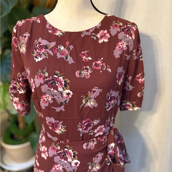 Astr Burgundy Floral Midi Dress - Picture 6 of 9
